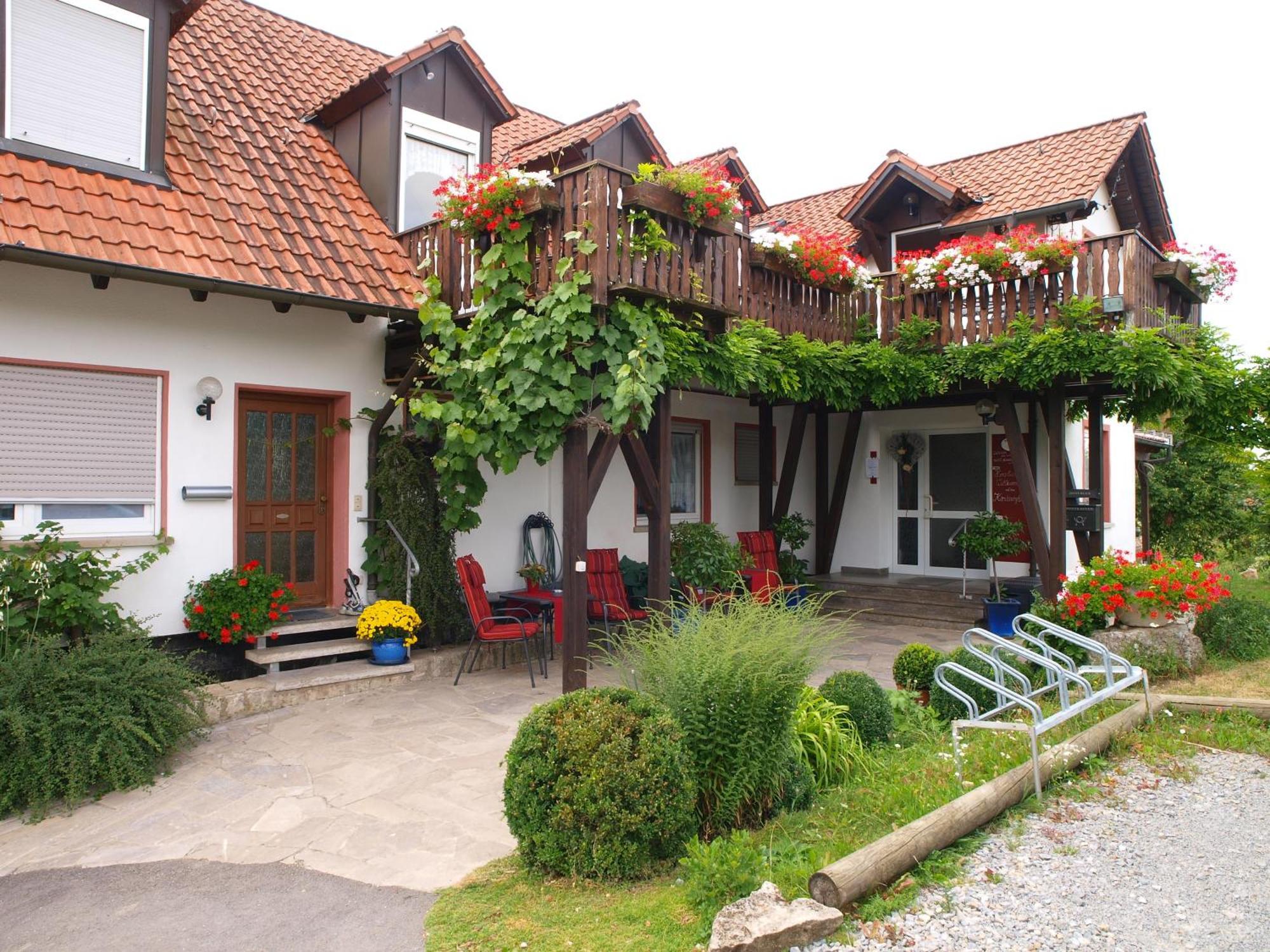 Kirschberghof Gaestehaus Und Weinverkauf Sommerhausen Exteriör bild