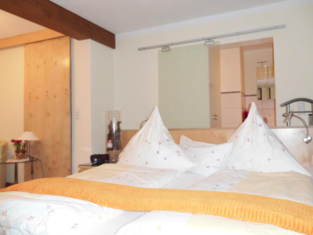 Kirschberghof Gaestehaus Und Weinverkauf Sommerhausen Exteriör bild