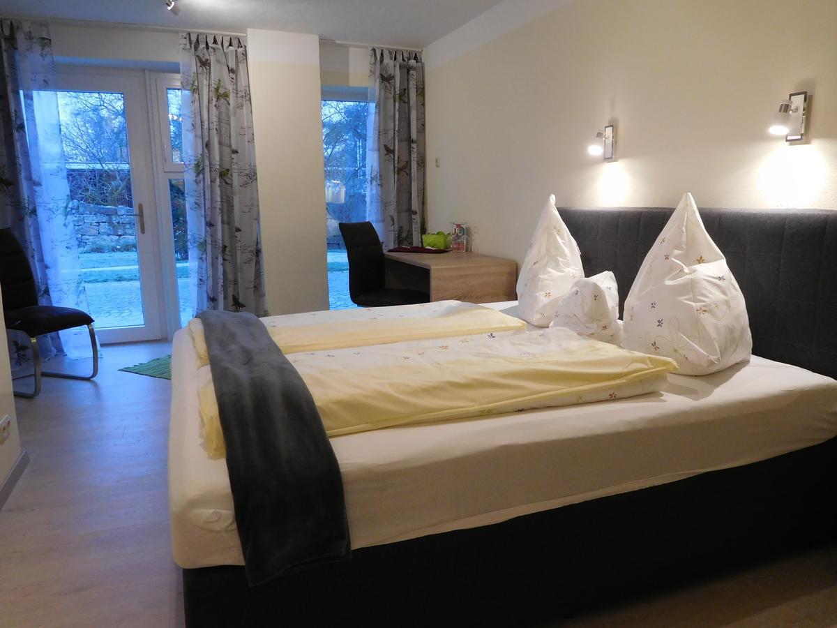 Kirschberghof Gaestehaus Und Weinverkauf Sommerhausen Exteriör bild